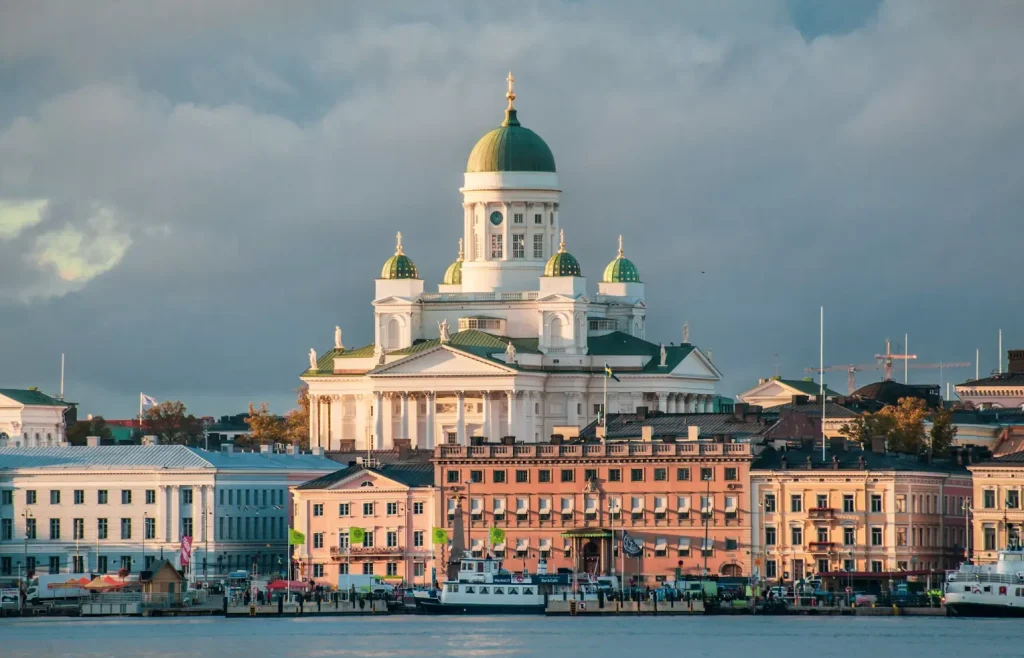 Payroll services in Finland – Virtani, local payroll expert